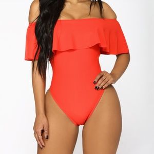 Flounce with it  swim suit